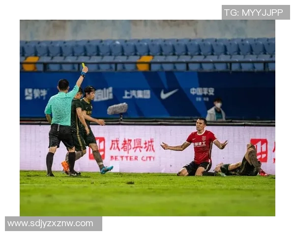 洲际杯精彩回顾：成都足球队状态分析与表现评估