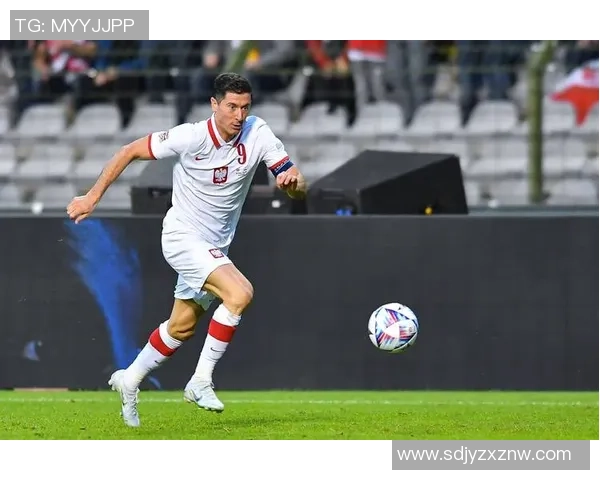 最新波兰足球明星名单揭晓球员表现与未来展望分析